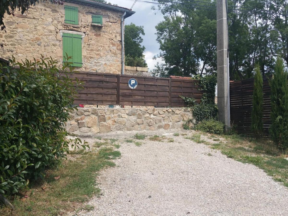 Gite Tante Jeanne Peaugres Zewnętrze zdjęcie